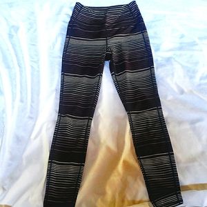 Athleta XS Chaturanga™ tights